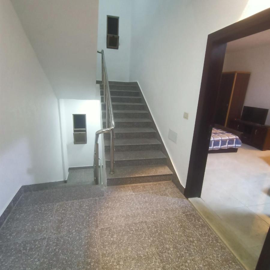 Red Rose City Apartment Wadi Musa Ngoại thất bức ảnh